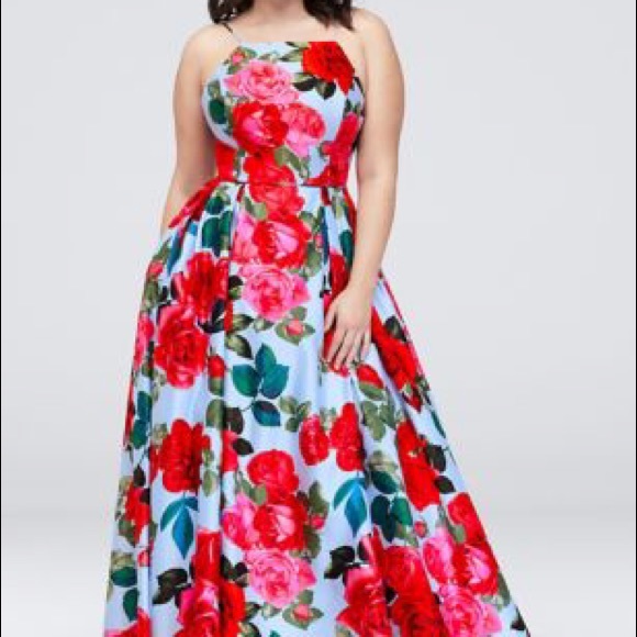 Floral Ball Gown - Picture 4 of 8